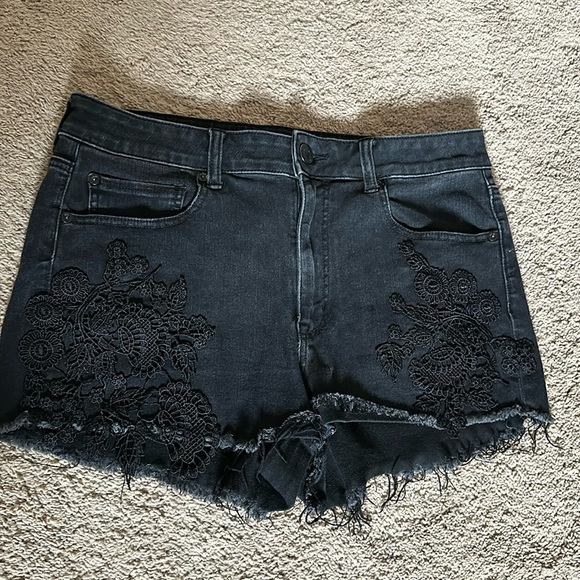 Hi-rise Shortie shorts in black - Picture 1 of 6